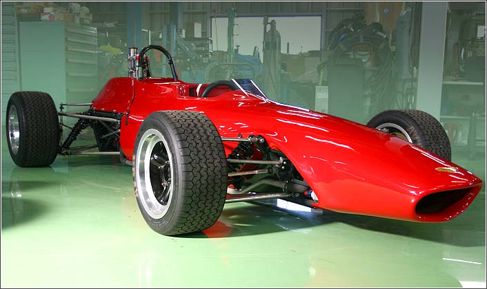 CHEVRON B17(シェブロン B17)